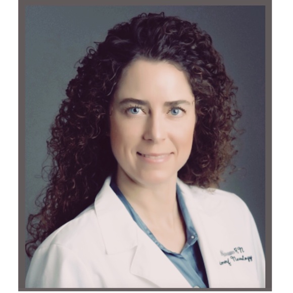 Meet your Posher, Carla - Picture 2 of 8